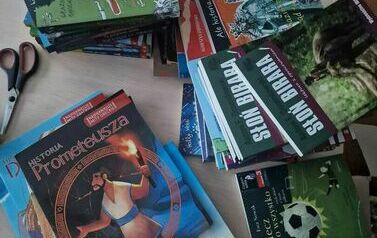 Nowe książki w bibliotece szkolnej