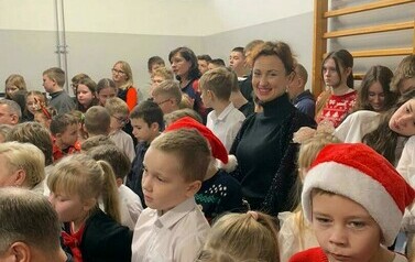 Jasełka "B&oacute;g jest w nas!"