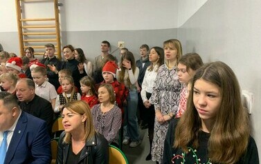 Jasełka "B&oacute;g jest w nas!"