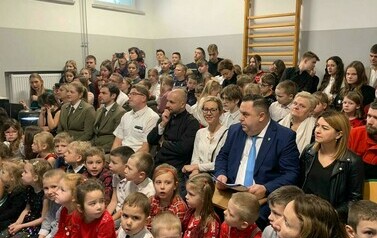 Jasełka "B&oacute;g jest w nas!"
