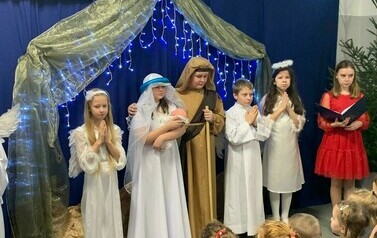 Jasełka "B&oacute;g jest w nas!"