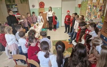 Jasełka "B&oacute;g jest w nas!"