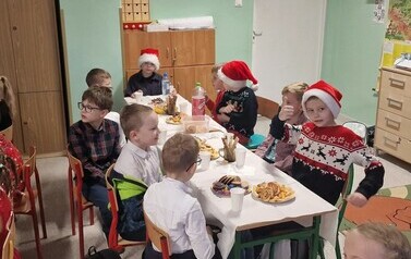 Jasełka "B&oacute;g jest w nas!"
