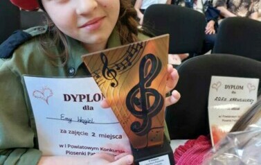 Sukces Amy w I Powiatowym Konkursie Piosenki Patriotycznej w Starych Juchach