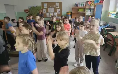 Integracyjny w-f - Świąteczna Misja
