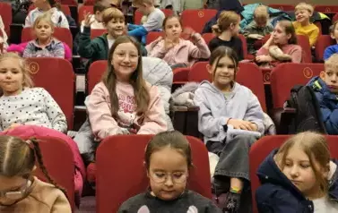 Kino "Szkoła magicznych zwierząt"