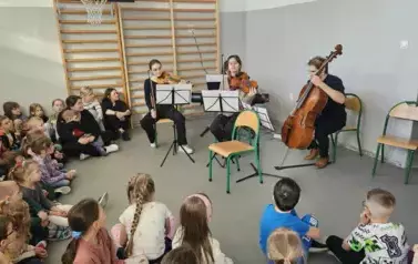 Spotkanie z filharmonią "Smyczki i młoteczki / Tajemnice kameralistyki. Kwartet fortepianowy".