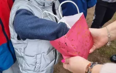Przedszkolaki szukały zajączka