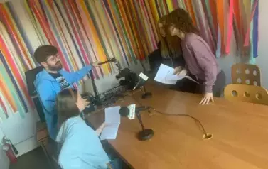 Szkoła na antenie radia BayerFM
