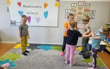 Tydzień o przeciwdziałaniu przemocy r&oacute;wieśniczej
