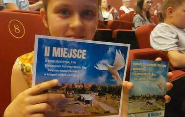 Laureatka II miejsca w konkursie wokalnym. 