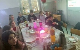 Jasełka "B&oacute;g jest w nas!"