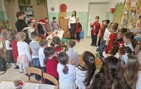 Jasełka "B&oacute;g jest w nas!"