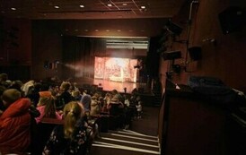 Uczniowie klas 0-3 z wizytą w teatrze
