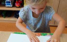 Dzień jabłka w punkcie przedszkolnym