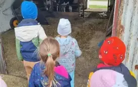 Przedszkolaki poznały życie na wsi