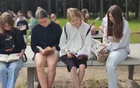 Czytanie na polanie