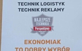 Druga strona ulotki prezentującej kierunki kształcenia w ZS nr 5 w Ełku. Widoczne hasło reklamowe "Ekonomiak to dobry wyb&oacute;r" oraz informacje o rekrutacji.