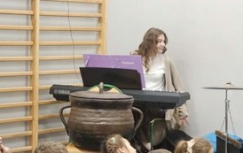 Spotkania z muzyką: "Zaczarowany kociołek" .