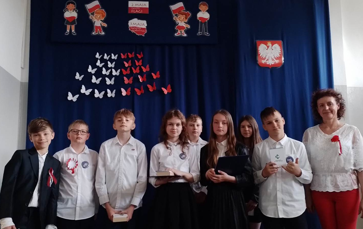 Zdjęcie do Apel z okazji Święta Narodowego Trzeciego Maja