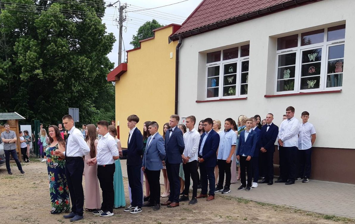 Zdjęcie do Bal &Oacute;smoklasist&oacute;w.
