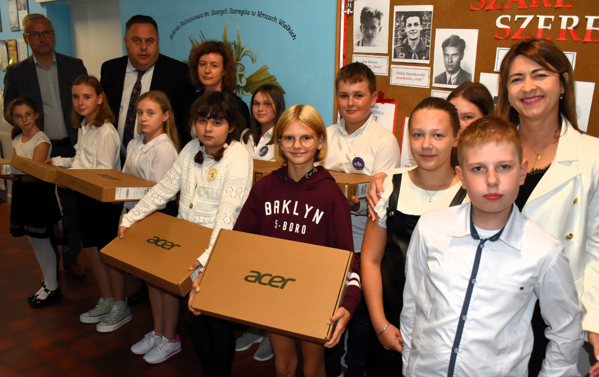 Zdjęcie do Laptopy dla czwartoklasist&oacute;w