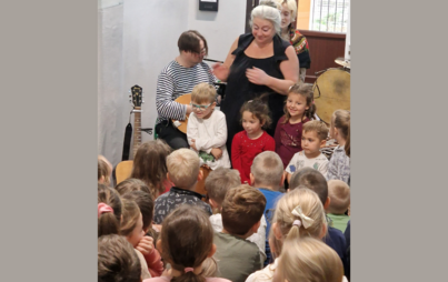 Zdjęcie do Spotkania z muzyką "Cztery mile za Warszawą"